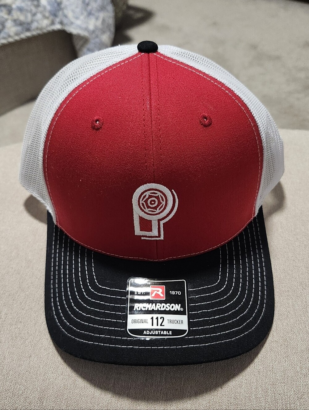 New‎ Richardson 112 Preferred Pump Logo Baseball Cap Black-Red Snapback